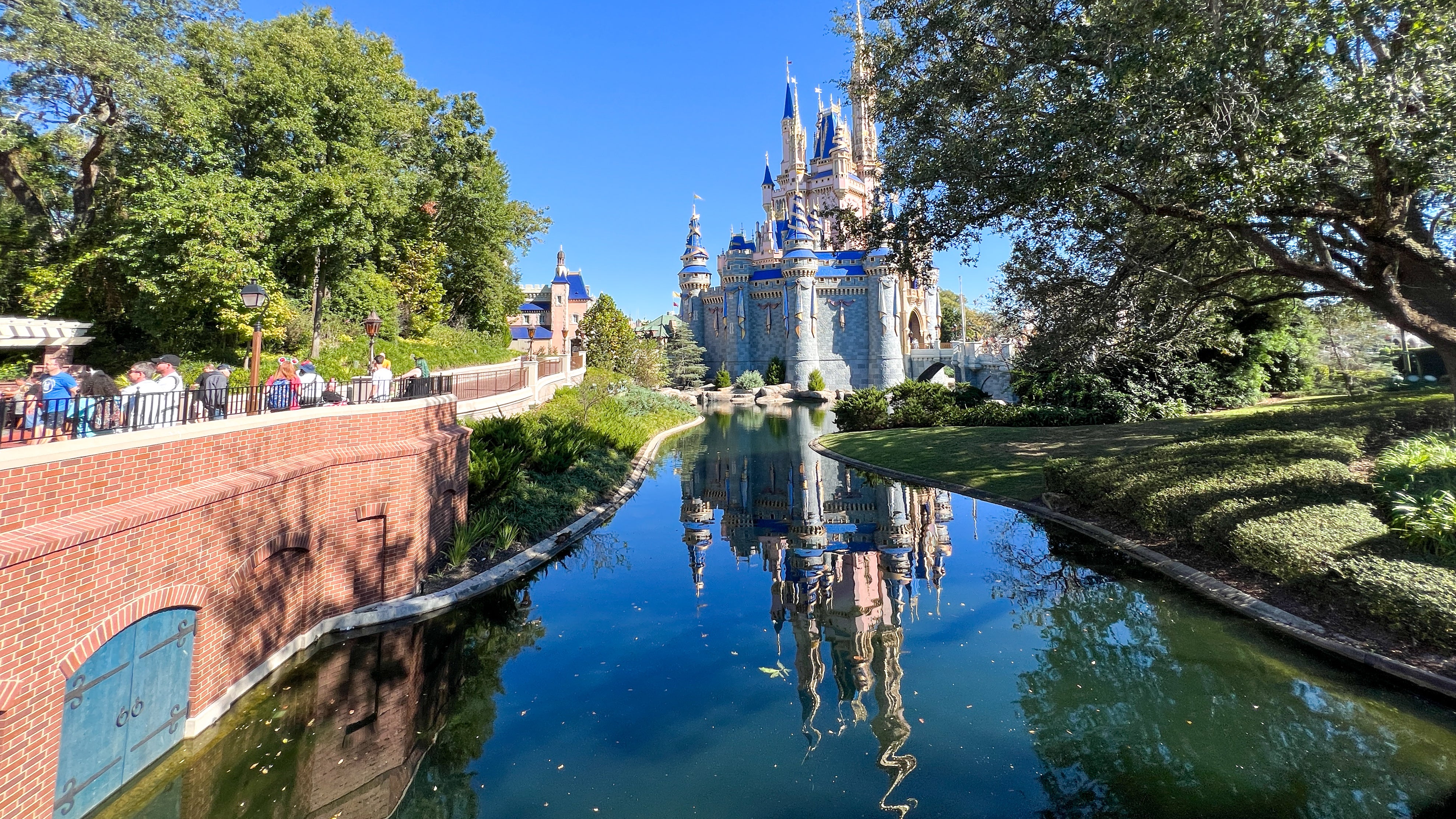 RunDisney Marathon Weekend Displays – Treasure It Forever